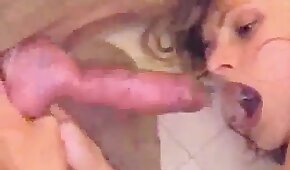 animal fode garota,sexo com animais